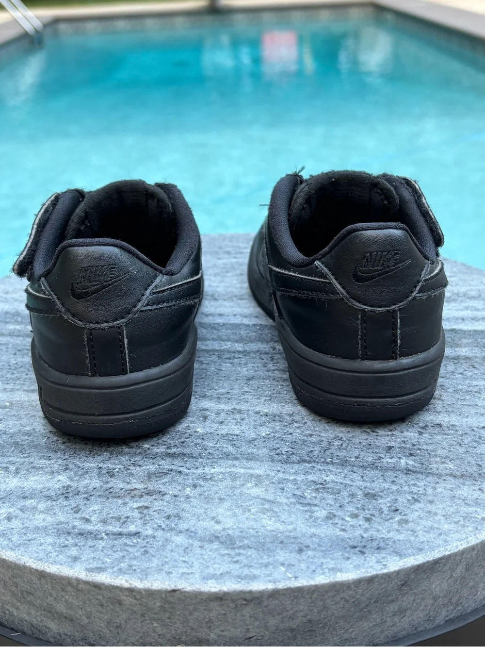 Nike Black Low-Top Leather Sneakers